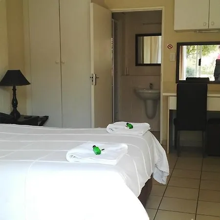 Elizabeth Lodge Boksburg Exterior photo